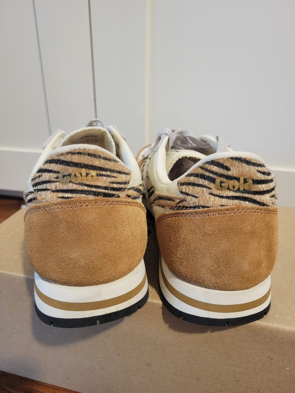 Gola Women’s Cream & Tan Sneakers with Animal-Print Accents - Picture 13 of 13